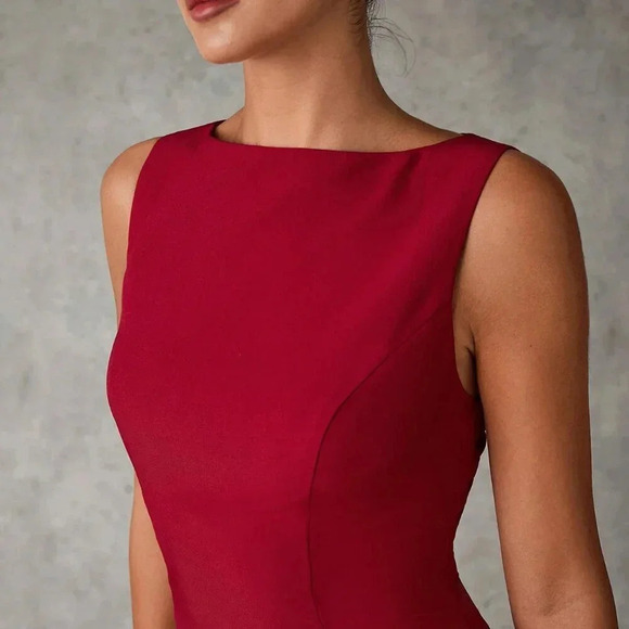 Burgundy Elegant Women's Solid Color Sleeveless Bodycon Mini Dress - Picture 3 of 6